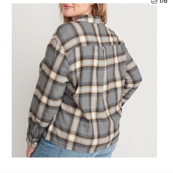 Old Navy Tops - Old Navy The Boyfriend Shirt Gray plaid flannel 100% Cotton size 2X